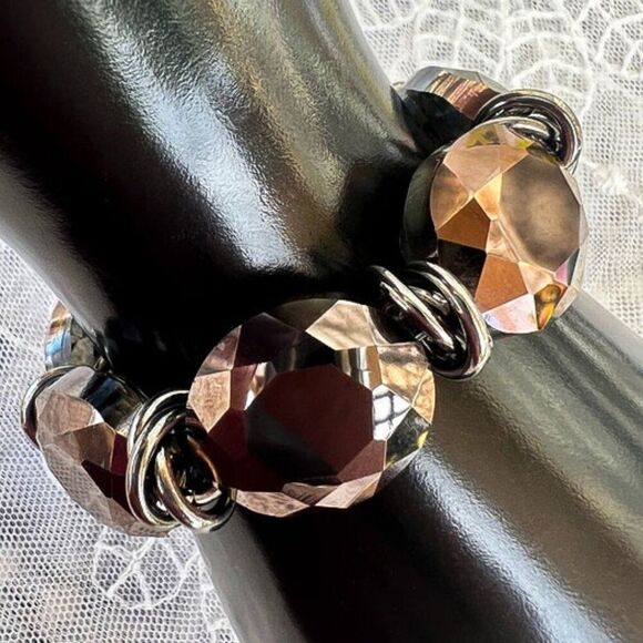 Fun Chunky Mirror Bead Stretch Bracelet - Picture 3 of 7